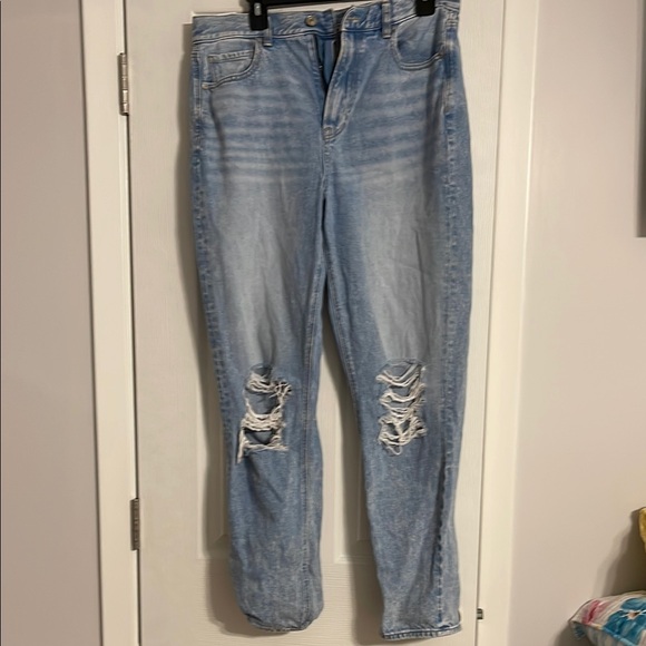 American Eagle Mom Jeans Relaxed Fit Acid Wash Women’s 10 Long - Picture 1 of 4
